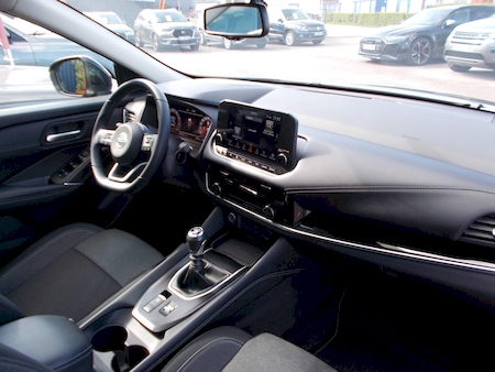 NISSAN QASHQAI MILD HYBRID 158 CV N-CONNECTA BV6  ************* AVEC SEULEMENT 17791 KMS !!! **********